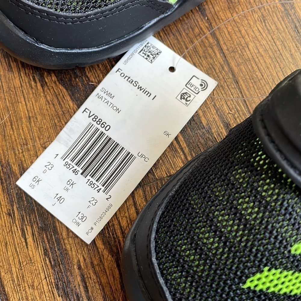 NWT Adidas FortaSwim 1 Water Shoes Black Green Lightweight - Picture 3 of 4